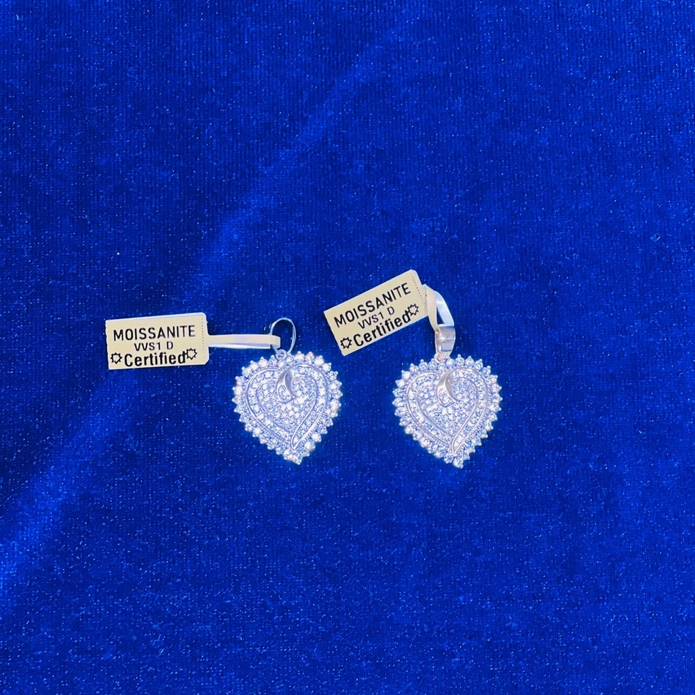925 Sterling Silver Heart 2.00CTW VVS Moissanite Diamond Pendant with Chain
